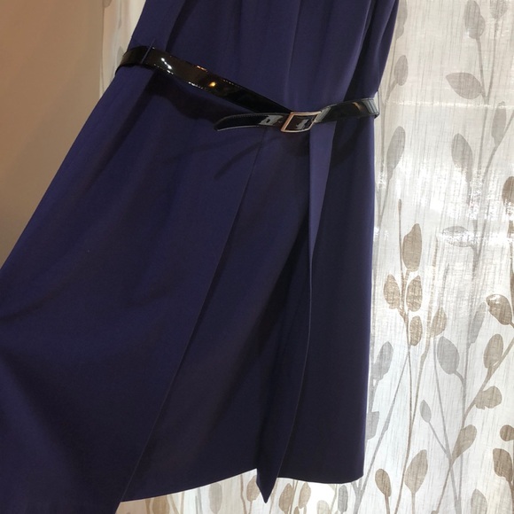 Short Belted dress - Picture 2 of 5